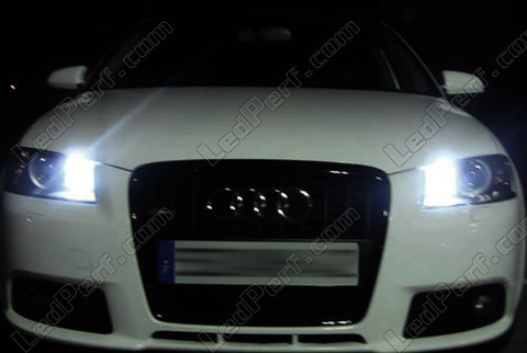 xenon white W5W 168 - 194 - T10 LED sidelight bulbs - Audi A3 8P