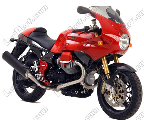 Motorcycle Moto-Guzzi V11 Le Mans (2000 - 2005)
