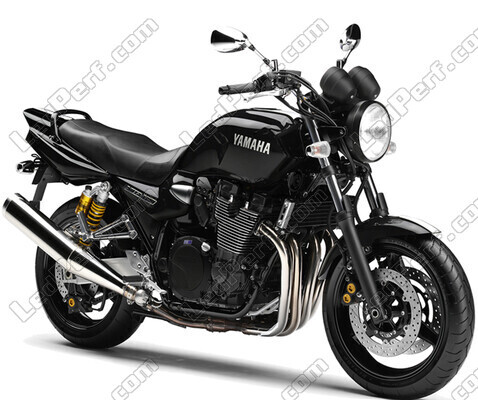Motorcycle Yamaha XJR 1300 (MK2) (2001 - 2014)