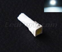 T5 37 74 Cube white HP LED bulb (W2.1x4.9d)